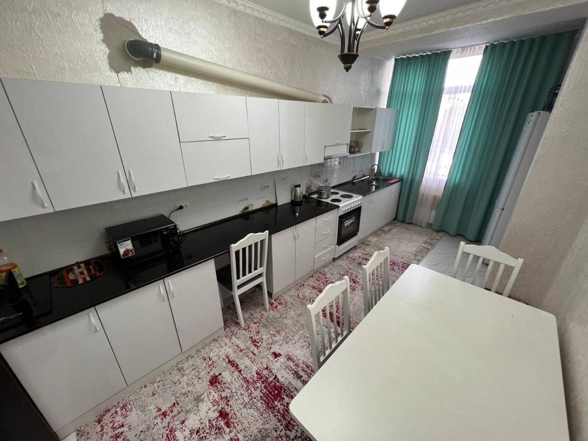 2-Room Apartment Mossovet Bishkek Exterior foto
